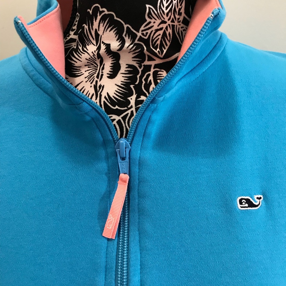 EUC Vineyard Vines Sweatshirt 🐳🌸🐳🌸 - Picture 2 of 5